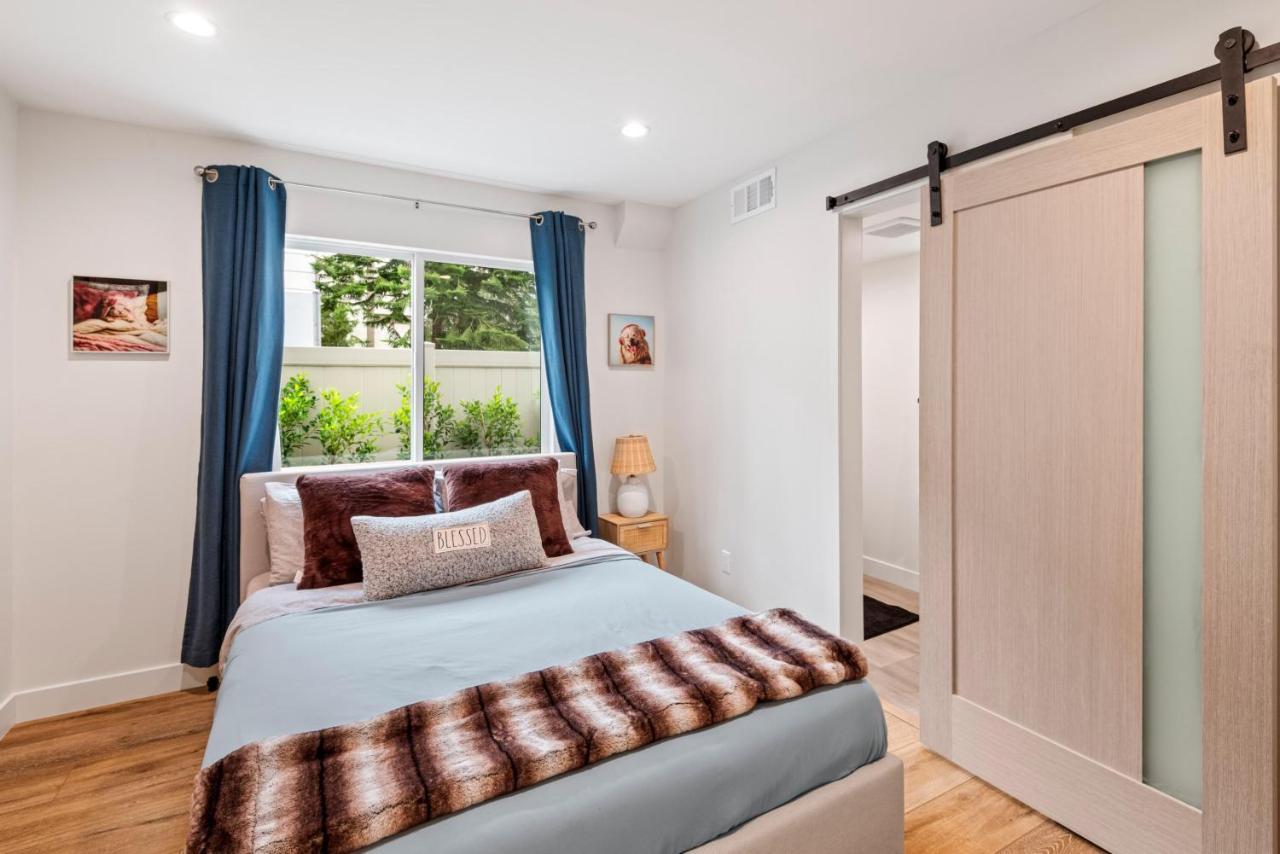 Stylish Sherman Oaks Townhouse 3Bed + 3.5Bath All Master Suites ロサンゼルス エクステリア 写真