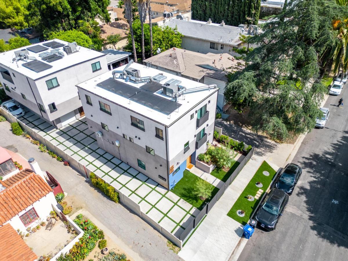 Stylish Sherman Oaks Townhouse 3Bed + 3.5Bath All Master Suites ロサンゼルス エクステリア 写真