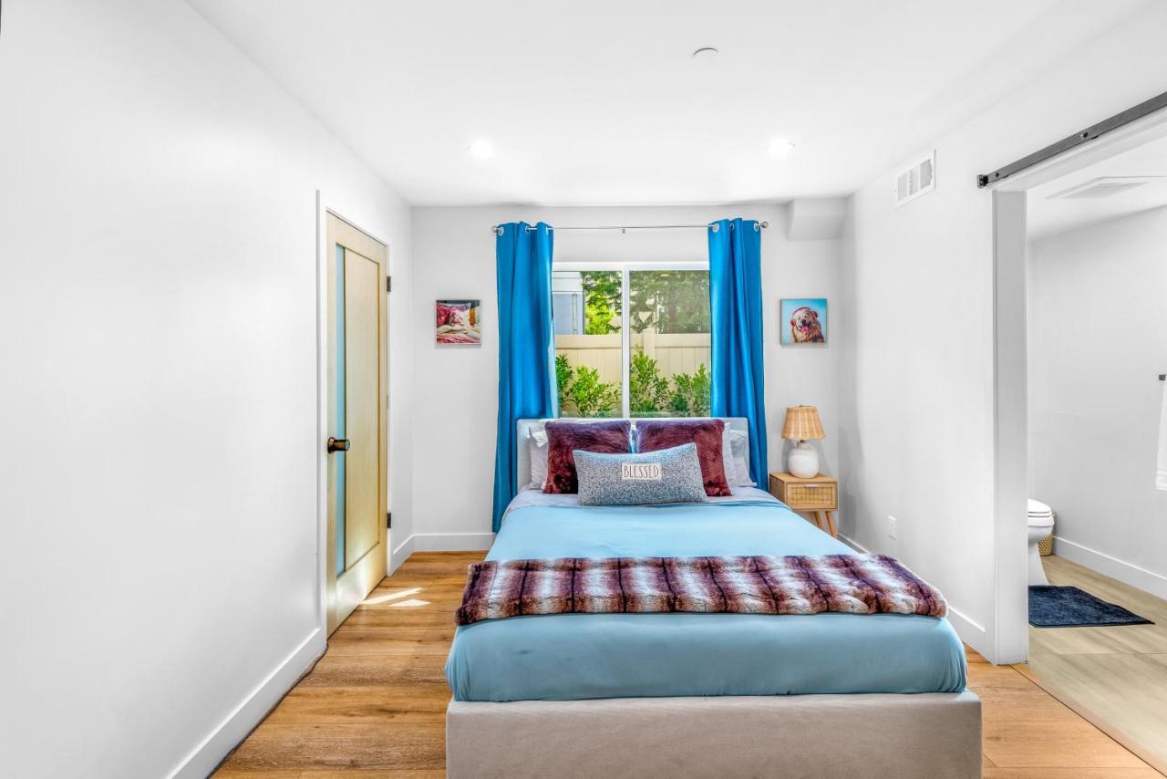 Stylish Sherman Oaks Townhouse 3Bed + 3.5Bath All Master Suites ロサンゼルス エクステリア 写真